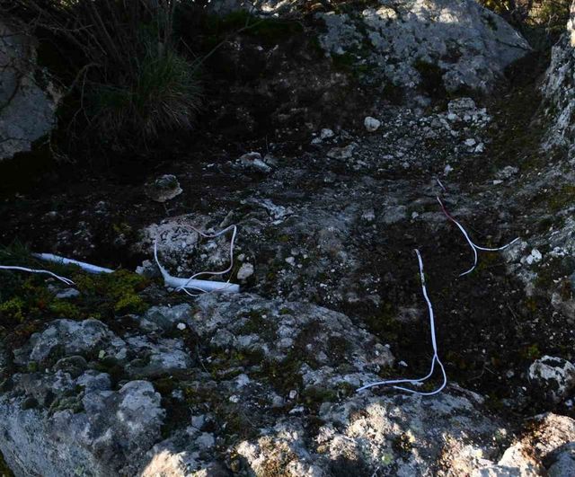 Eskişehir’de Seyitgazi’de kaçak kazı: Jandarma suçüstü yakaladı