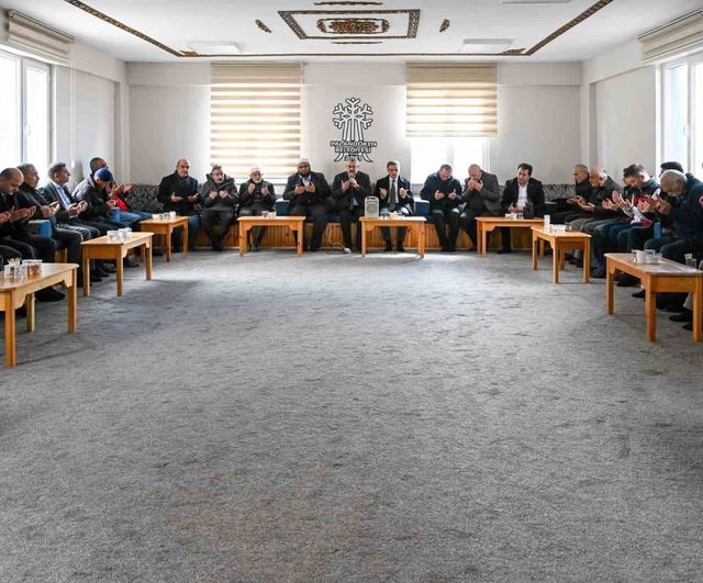 Feridun Fazıl Özsoy için Kayakyolu Hacı Osmanefendi Camii'nde Kur'an-ı Kerim okutuldu