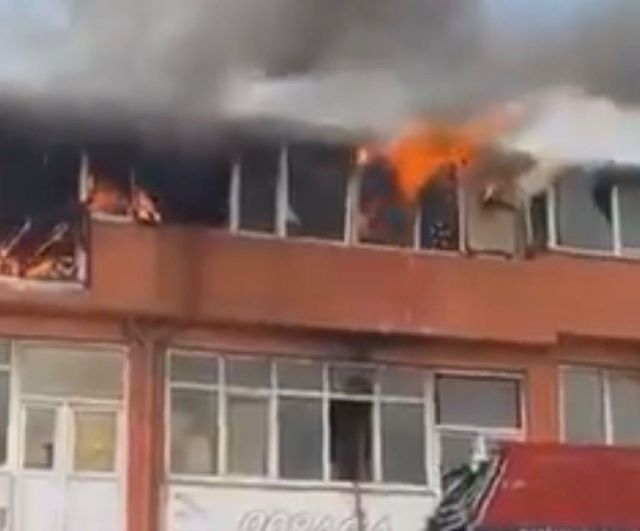 Gaziantep’te ayakkabı imalathanesinde çıkan yangın kontrol altına alındı