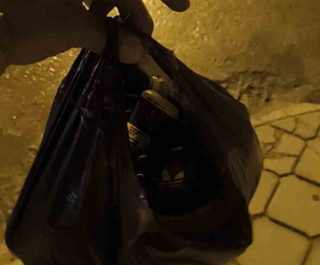 Hatay'da ayakkabıları çalınan adam iz sürerek iki çocuğun evinde çok sayıda ayakkabı buldu