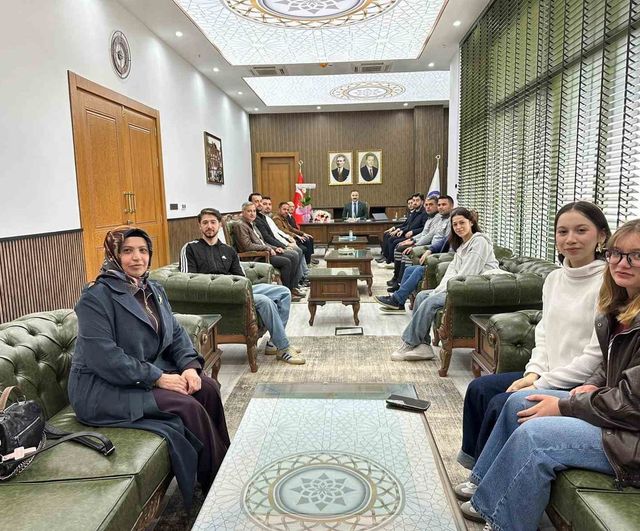 Havza'da beden eğitimi öğretmenlerine takdir ve yüzme projelerine tam destek