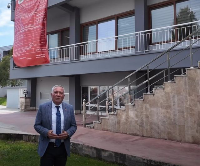 Honaz'da 7 yılda 300'ün üzerinde proje: Başkan Kepenek, belediye borcunun sıfır olduğunu açıkladı