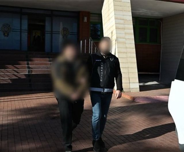 Isparta'da 17 yıl 1 ay hapis cezasıyla aranan şahıs yakalandı