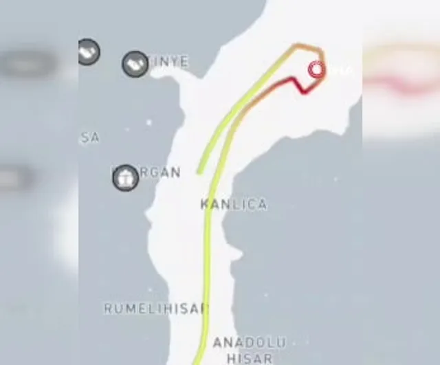 İstanbul Boğazı'nda TRACKHOUND'un makine arızası nedeniyle gemi trafiği çift yönlü askıya alındı