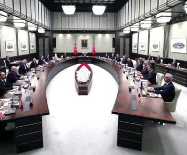 Kabine Toplantısı Cumhurbaşkanı Erdoğan Başkanlığında Başladı