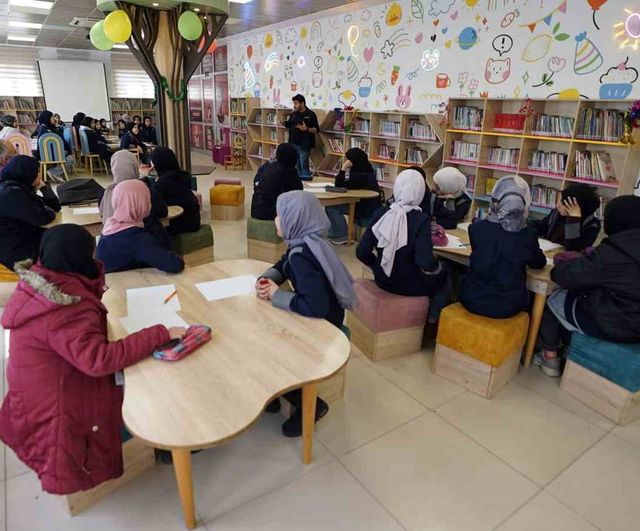 Kahramanmaraş'ta çocuklara yazarlık ilhamı: Yaşar Bayraktar ile "Çocuklar İçin Hikâye Atölyesi"