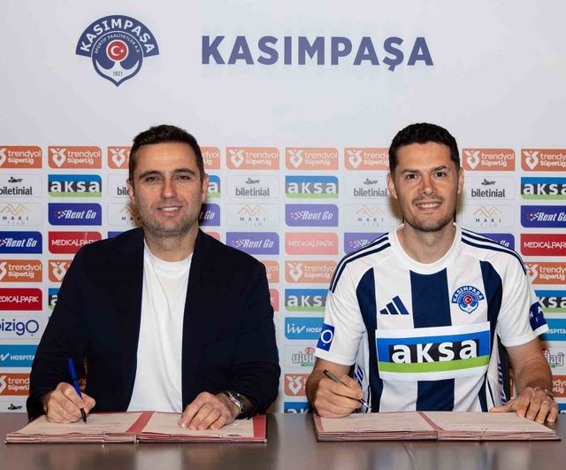 Kasımpaşa, Haris Hajradinovic ile 1+1 yıllık sözleşme yeniledi