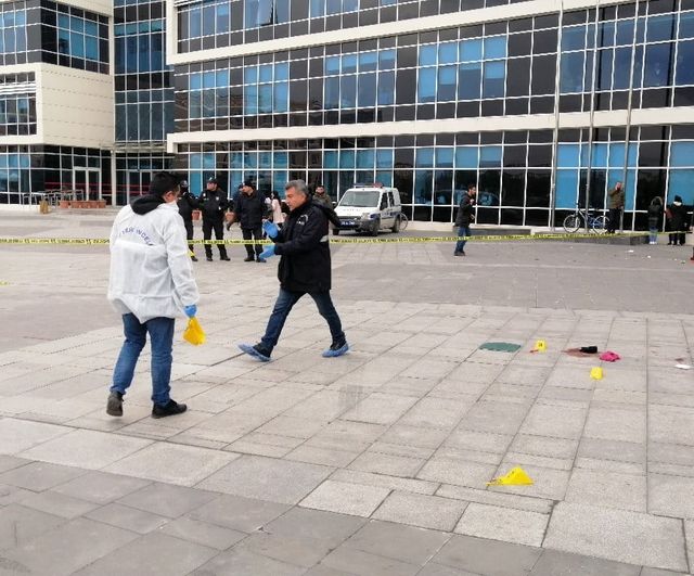 Kayseri'de adliye önü cinayet davası: Firari avukat hâlâ yakalanamadı