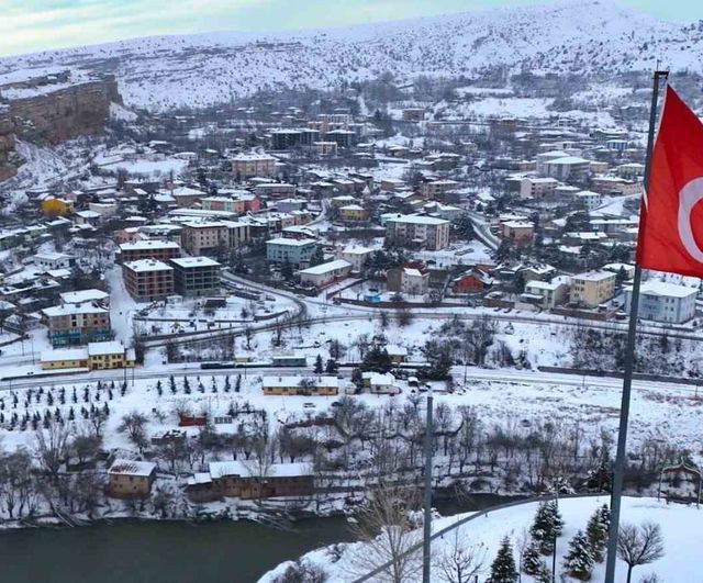 Kemah (Erzincan) 4.0 büyüklüğünde deprem kaydedildi