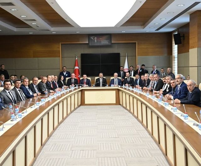 Kütahya'da merkez mahalle ve köylerin sorunları istişare edildi