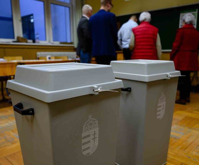 Macaristan’da Parlamento Seçimleri: Orban ile Magyar Arasında Yakın Yarış