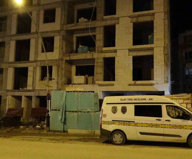 Malatya'da inşaattan düşen kişi hayatını kaybetti