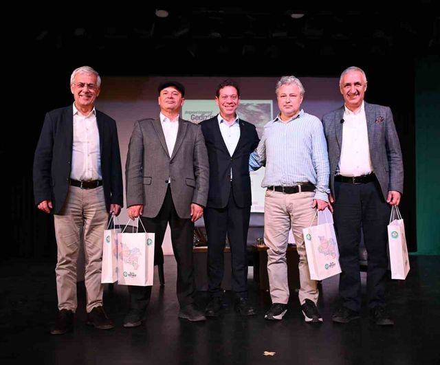 Manisa'da 'Gediz’in Bitmeyen Kavgası' etkinliği: Nehir kirliliği ve çözüm önerileri tartışıldı