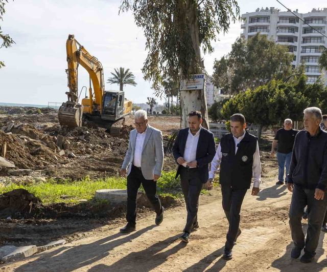 Mezitli Belediyesi Tece sahilini modern yaşam alanına dönüştürüyor