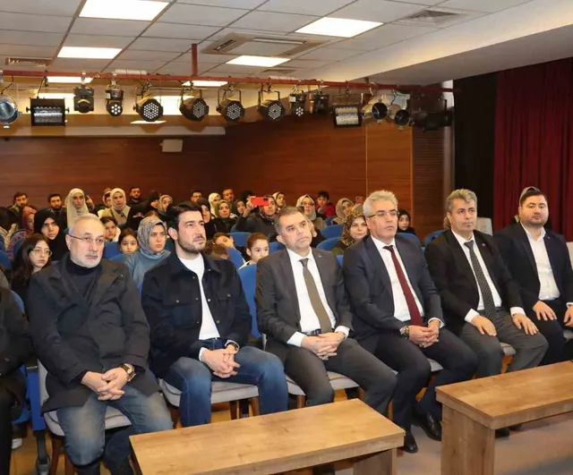 Ömer Faruk Kızılgüney'den Hızır Reis Kız Anadolu İmam Hatip Lisesi'ne eğitim desteği