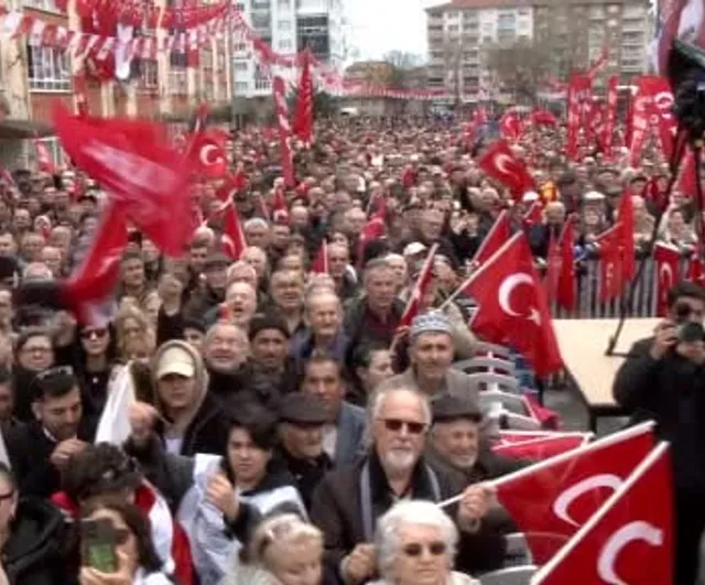 Özgür Özel: Kütahya Mitinginde 'Yaza Varmadan Seçim Sandığını Koyalım' Çağrısı