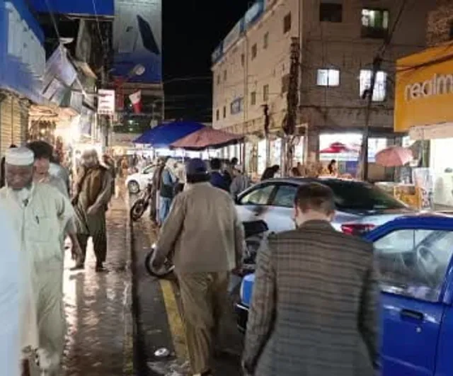 Pakistan’da enerji tasarrufu kapsamında market ve AVM’ler 20.00’de kapanacak