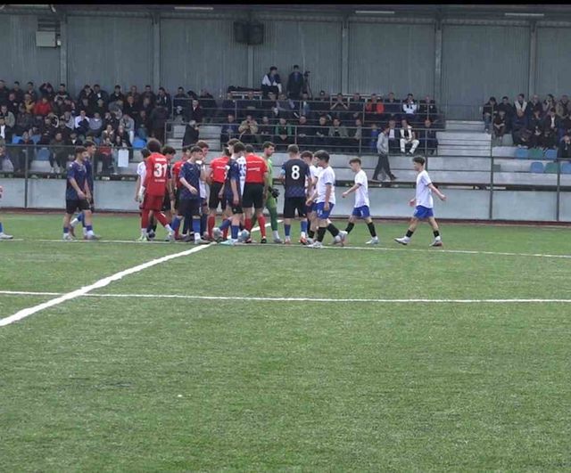 Rize U18 Finali Sahada Tamamlandı — Maç, Talihsiz Sakatlık Sonrası Yeniden Oynandı