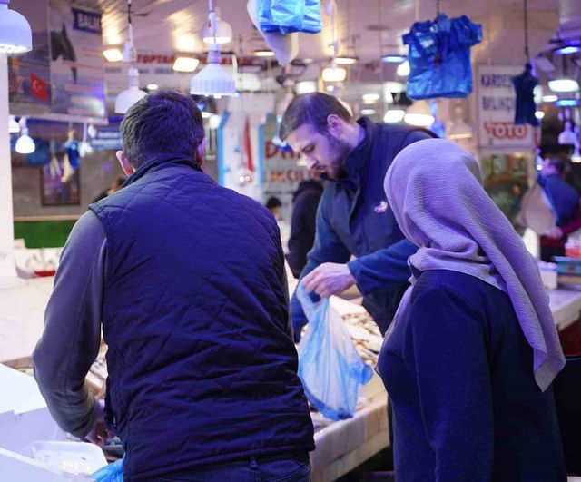 Sakarya’da sezonun son balıkları tezgahlarda: 15 Nisan av yasağına günler kala