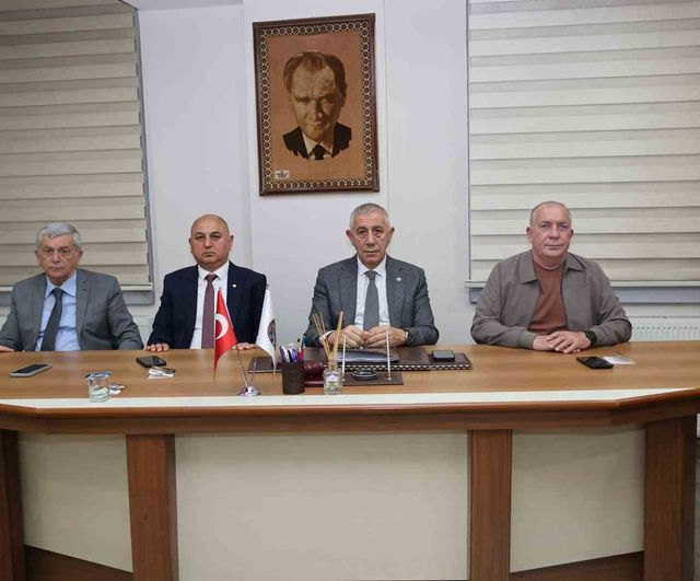 Salihli’de esnaf ve meslek odaları sorunları masaya yatırdı: 10 maddelik çözüm önerisi