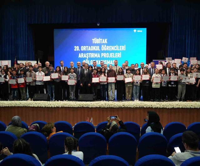 Samsun, 20. Ortaokul Öğrencileri Araştırma Projeleri Bölge Yarışmasında en çok birinciliği elde etti