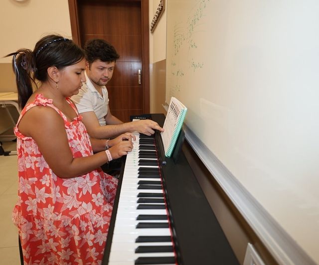 Şehzadeler Belediyesi yeni dönem müzik kurslarını 27 Nisan'da başlatıyor