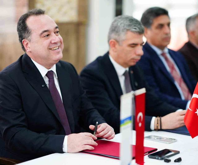 Soma'nın ısınma sorunu için tarihi adım: Manisa Büyükşehir ile Aksa Doğalgaz protokolü