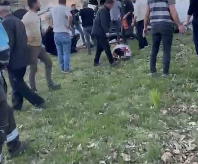 Tokat'ta Ağaca Çarpan Cip Yandı: 1 Ölü, 2 Yaralı