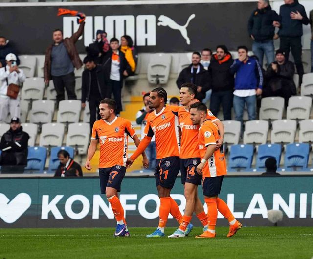 Trendyol Süper Lig: RAMS Başakşehir 1-0 Gençlerbirliği — 29. hafta, maç devam ediyor