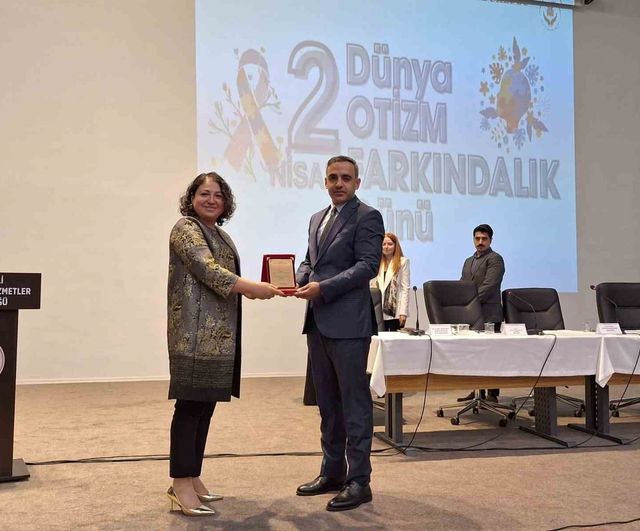 Tunceli'de 'Otizmi Anlamak' Paneli: Bilimsel ve Toplumsal Boyutlar