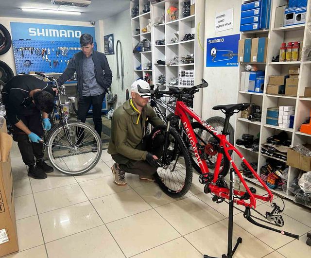 Van'da baharla bisiklet talebi yükseldi, piyasa hareketlendi