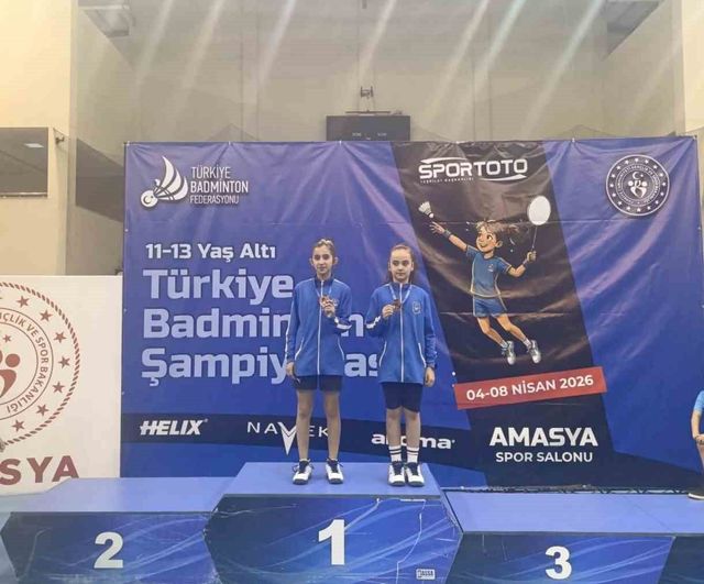 Yunusemre Belediyespor'un Elif Ada Ceylan ve Irmak Denktaş Amasya'da Türkiye üçüncüsü oldu