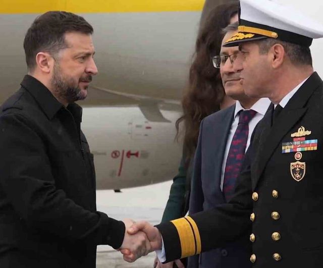 Zelenskiy İstanbul'a Özel Uçakla Geldi — Erdoğan ile Kapsamlı Görüşmeler Planlandı