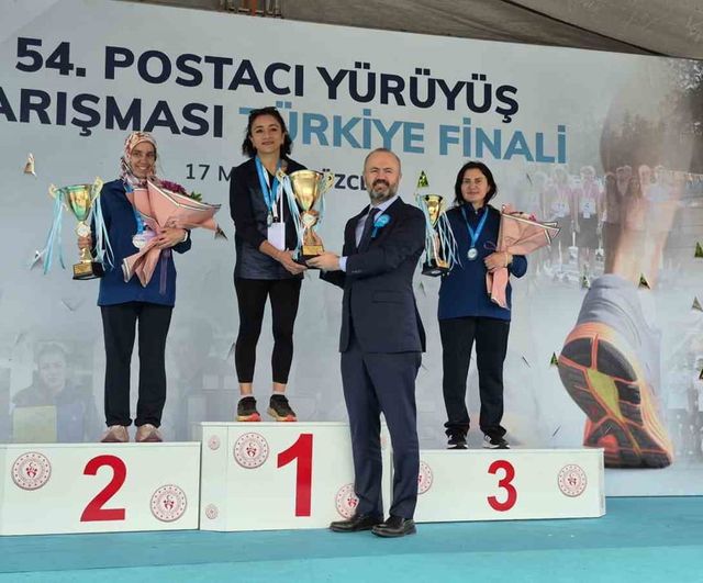 54. Postacı Yürüyüşü Türkiye Finali Düzce'de gerçekleştirildi