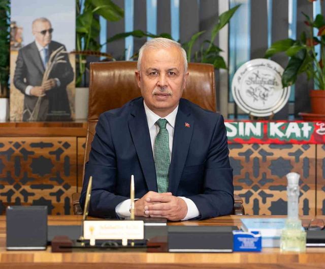 AK Parti: Karşıyaka Belediyesi'nde yönetim krizi — Meclis toplantısı CHP'li üyelerin boykotu nedeniyle yapılamadı