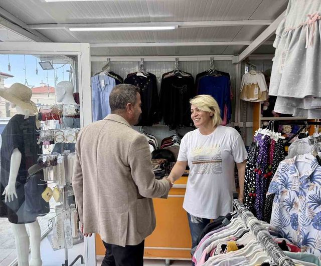 Akçadağ Belediye Başkanı Hasan Ulutaş Esnafı Ziyaret Ederek Bayramlarını Tebrik Etti
