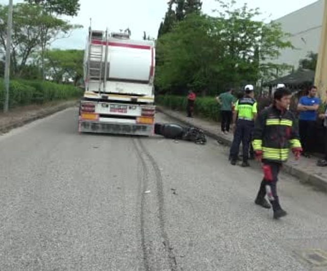 Antalya Döşemealtı’nda trafik kazası: 19 yaşındaki motosiklet sürücüsü yaşamını yitirdi