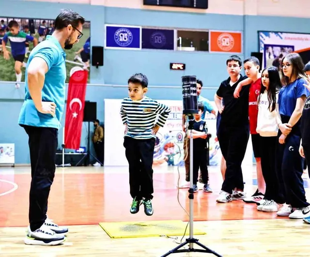 Arnavutköy'de 'Sporda Yetenek Taraması' ile gençlerin potansiyeli değerlendiriliyor