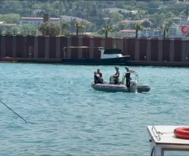 Arnavutköy Sahili'nde midye salyangoz için dalan Cemil Salman'ın cansız bedenine ulaşıldı