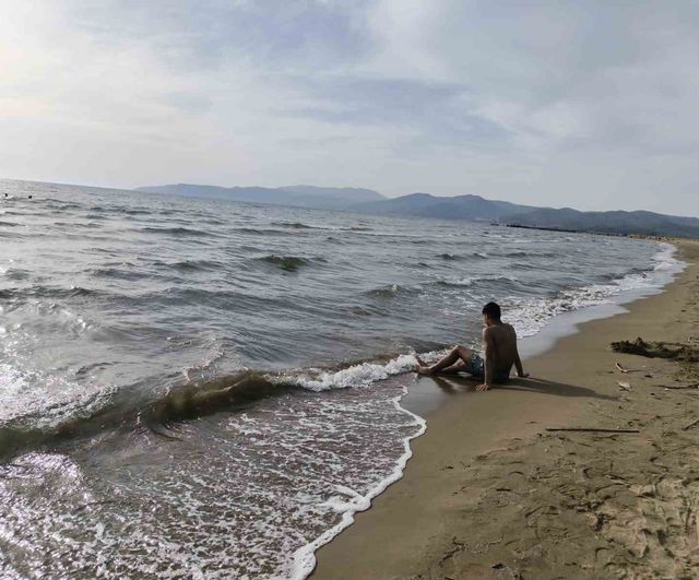 Aydın ve Ege kıyılarında deniz sezonu başladı; Kuşadası'na yoğun ilgi