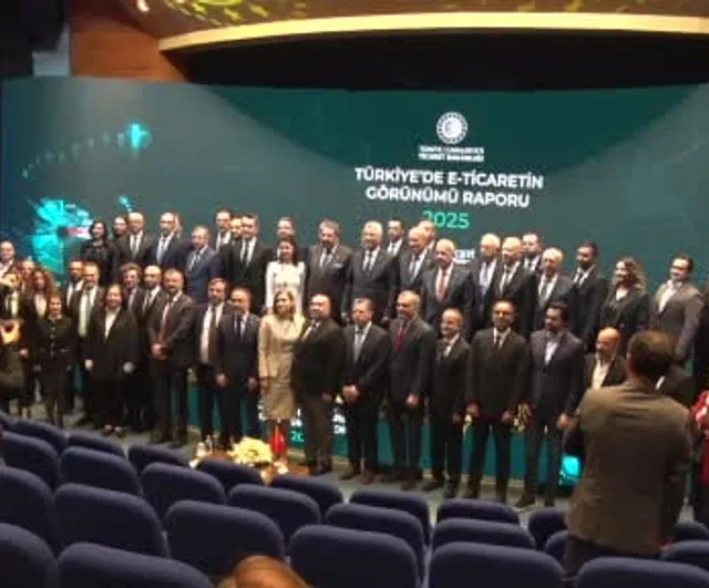 Bakan Bolat: 2025'te e-ticaret hacmi yüzde 52,2 artışla 4 trilyon 567 milyar liraya ulaştı