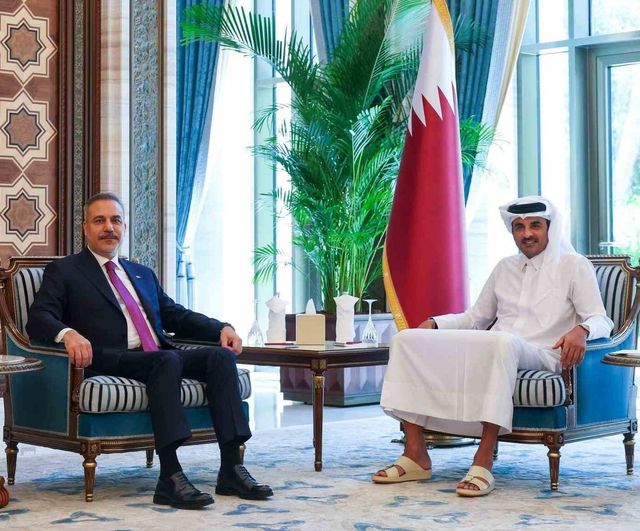 Bakan Hakan Fidan Doha'da: Katar Emiri Şeyh Tamim bin Hamad Al Thani tarafından kabul edildi