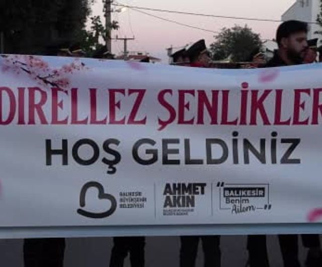 Başkan Akın Balıkesir'de İlk Kez Düzenlenen Hıdırellez Şenliği'nde Hemşehrileriyle Buluştu