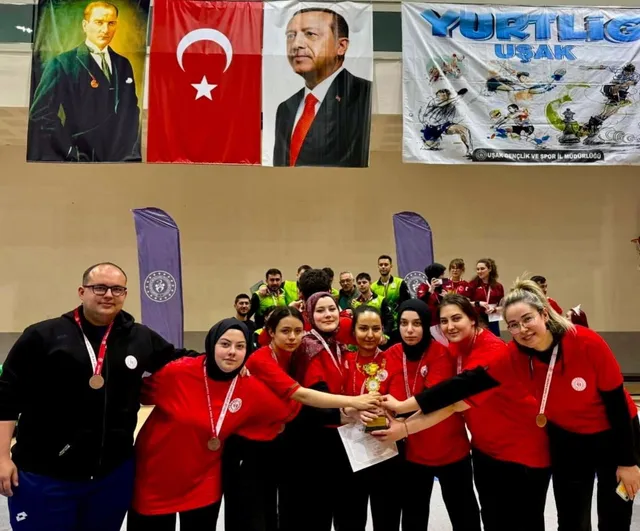 Bilecik Kız Masa Tenisi Takımı, Uşak'ta YURTLİG Ege Bölgesi Üçüncüsü Oldu
