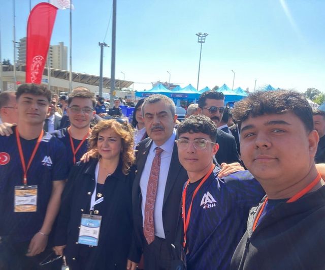 Bilecik'ten 193 Katılımcı Antalya'daki 18. Uluslararası MEB Robot Yarışması'nda Yarıştı