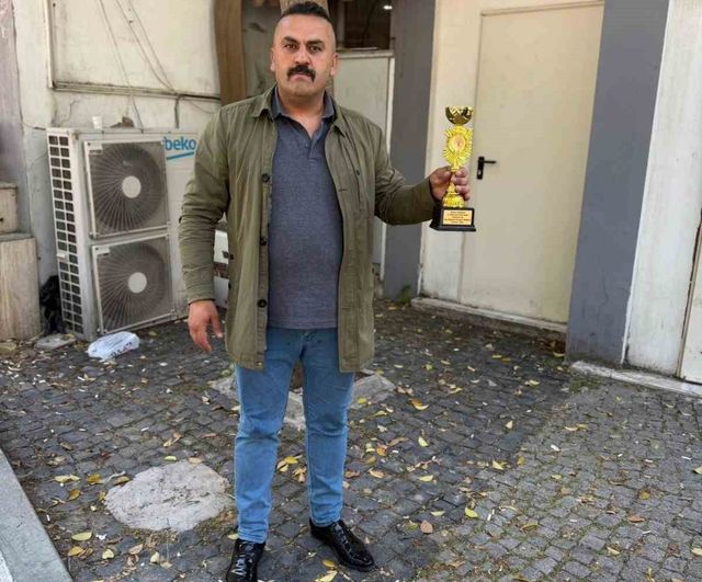 Bornova 5. Uluslararası Türk Daması Turnuvası'nda Muşlu Ahmet Tokmak üçüncü oldu