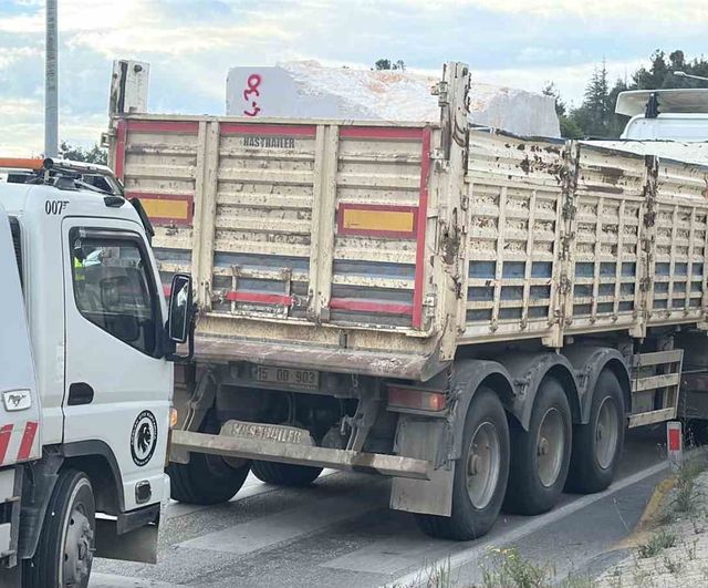 Burdur'da 5 aracın karıştığı zincirleme kaza: 5 kişi hafif yaralandı