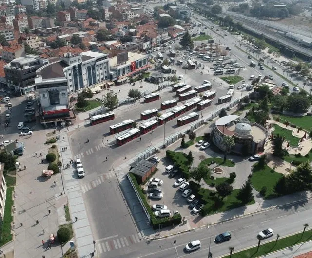 Büyükşehir Belediyesi Toplu Taşıma Merkezi'ndeki Düzenlemeyle Trafiği ve Hizmet Kalitesini Rahatlatıyor