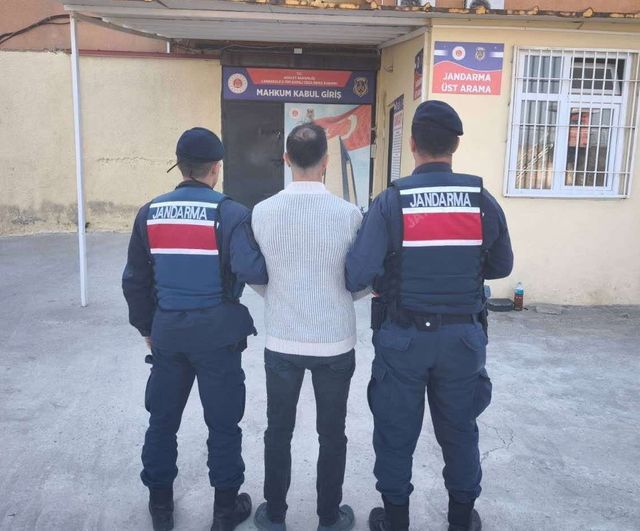 Çanakkale'de jandarma 101 aranan şüpheli yakaladı; 18'i mahkemece tutuklandı
