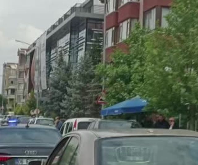 Kemal Kılıçdaroğlu CHP Genel Başkanlığına Dönüşünün Ardından Çalışma Ofisine Gitti